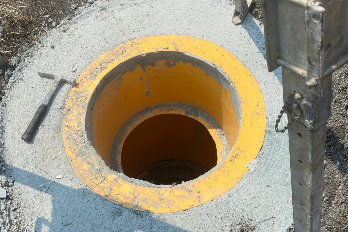 HK Solutions Manhole Rehab