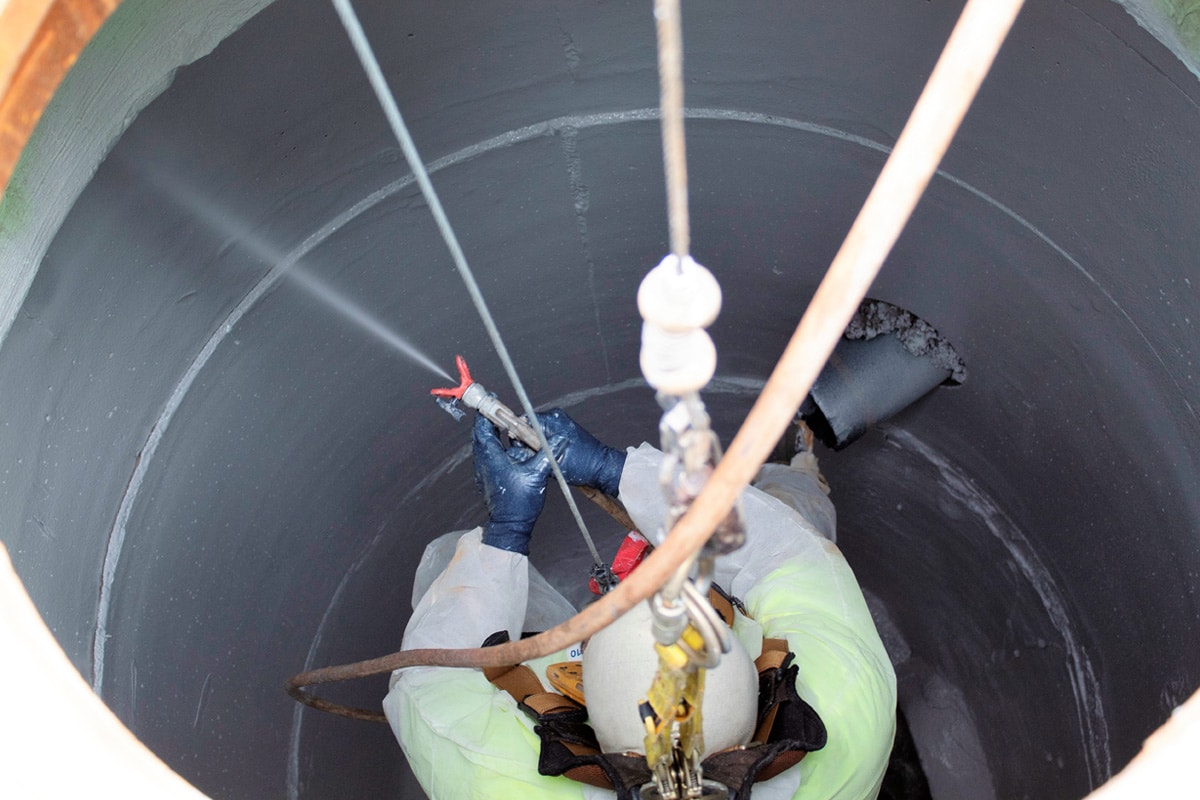 Manhole Spray Application