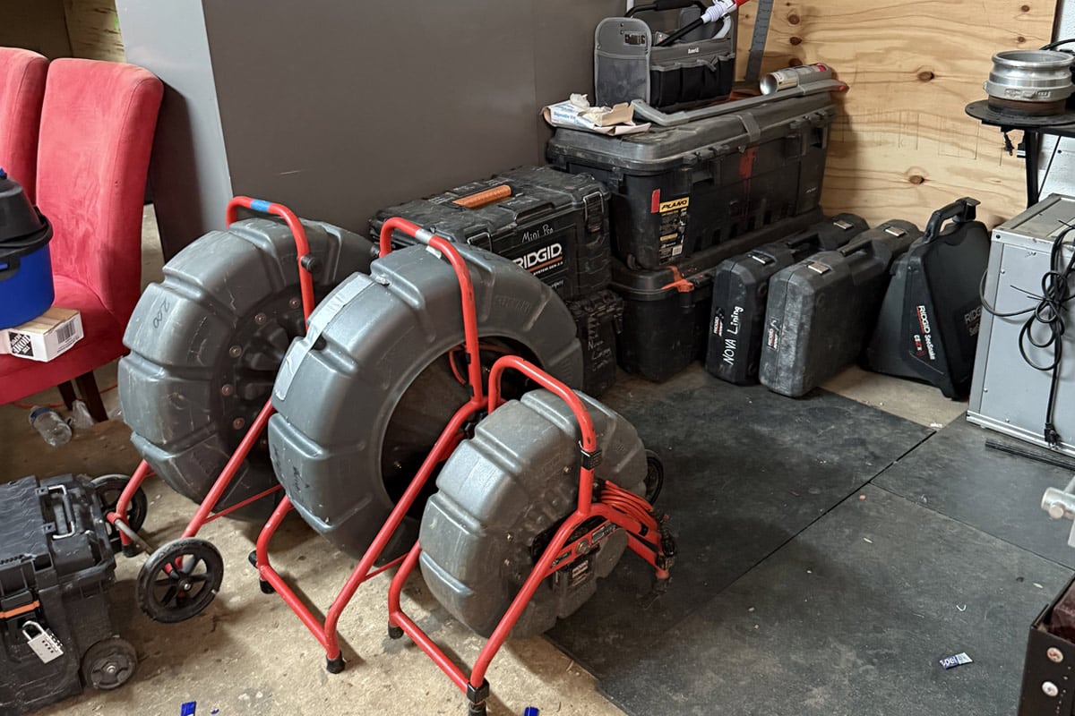 Novalining lateral inspection cameras